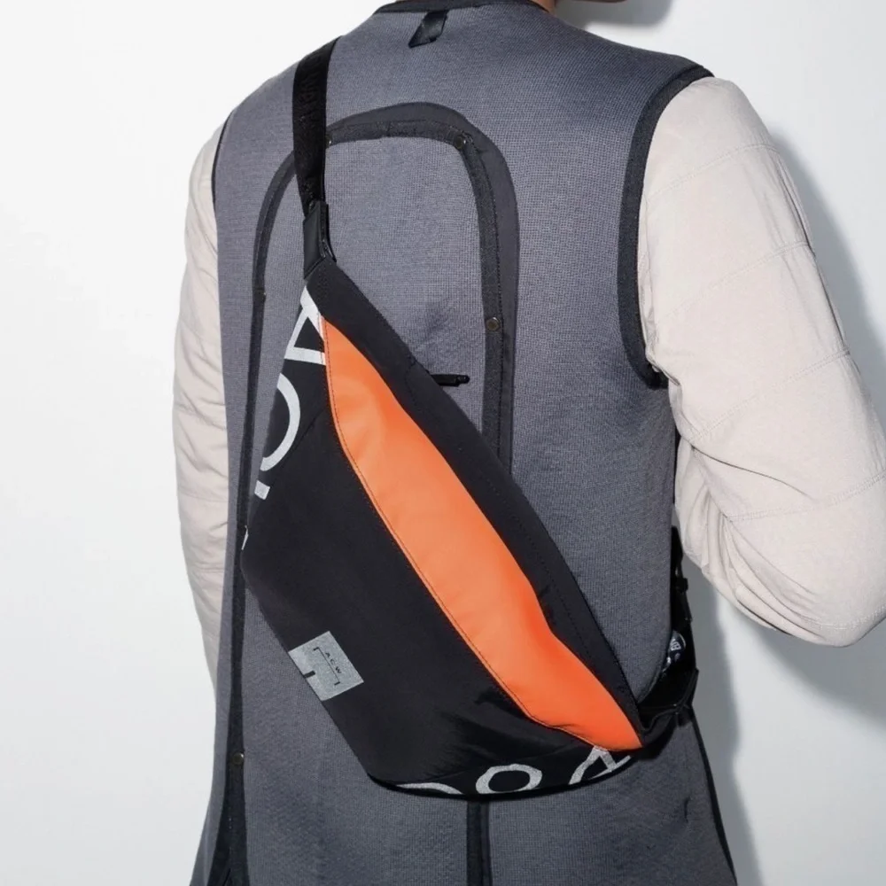 A-COLD-WALL Stria logo messenger bag black Orange